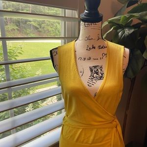 Yellow wrap top!